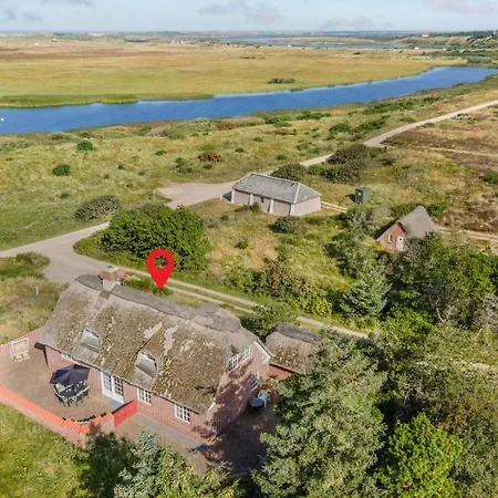 Hébergement de vacances Magnifique Maison Avec Sauna À Nørre Nebel Nymindegab